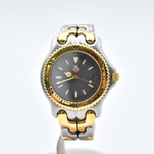 タグホイヤー プロフェッショナル 黒文字盤 SS/QZ WK1110 買取実績