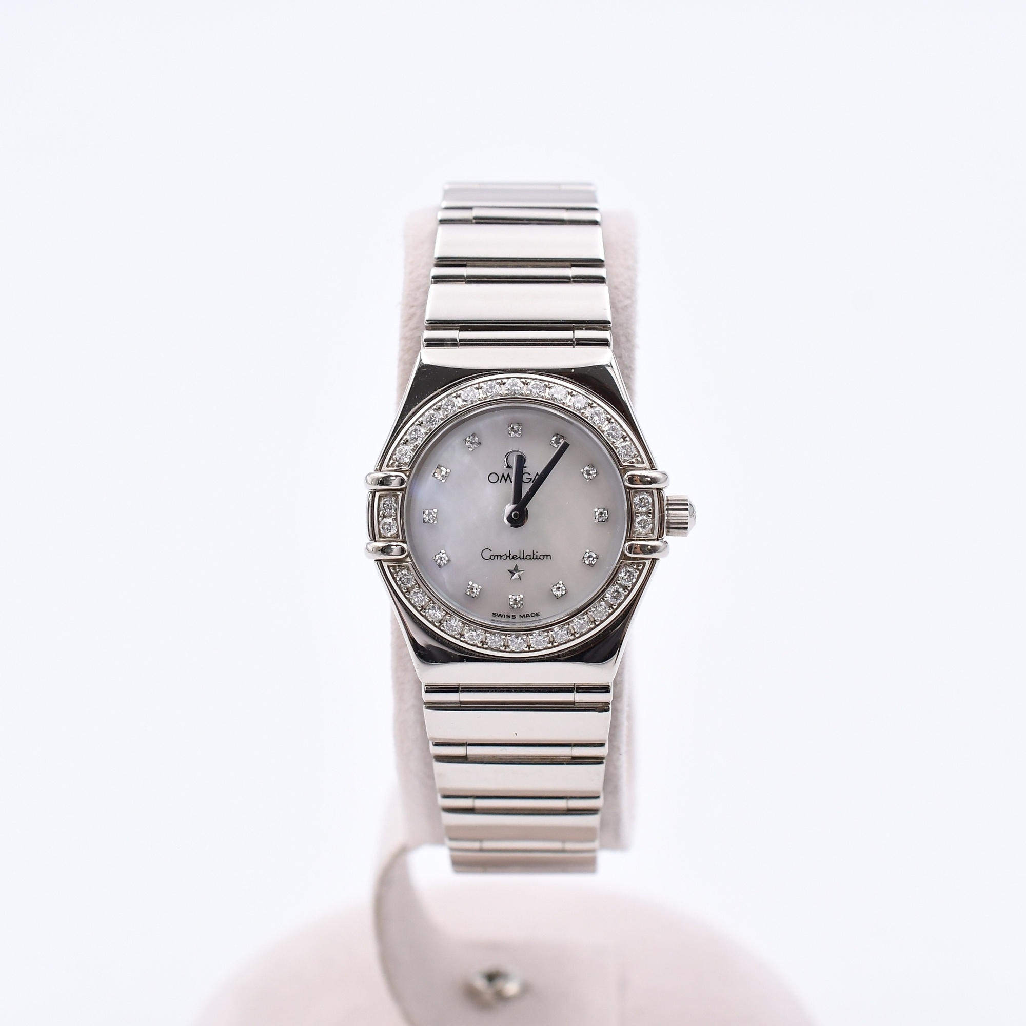 オメガ　コンステレーション　レディース　 シェル文字盤 オメガ コンステレーション シェル文字盤 WG/QZ 1165.76 買取実績