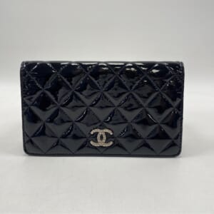シャネル ブリリアント マトラッセ 二つ折り長財布 黒 エナメル×レザー 買取実績【買取日：2025年12月3日】