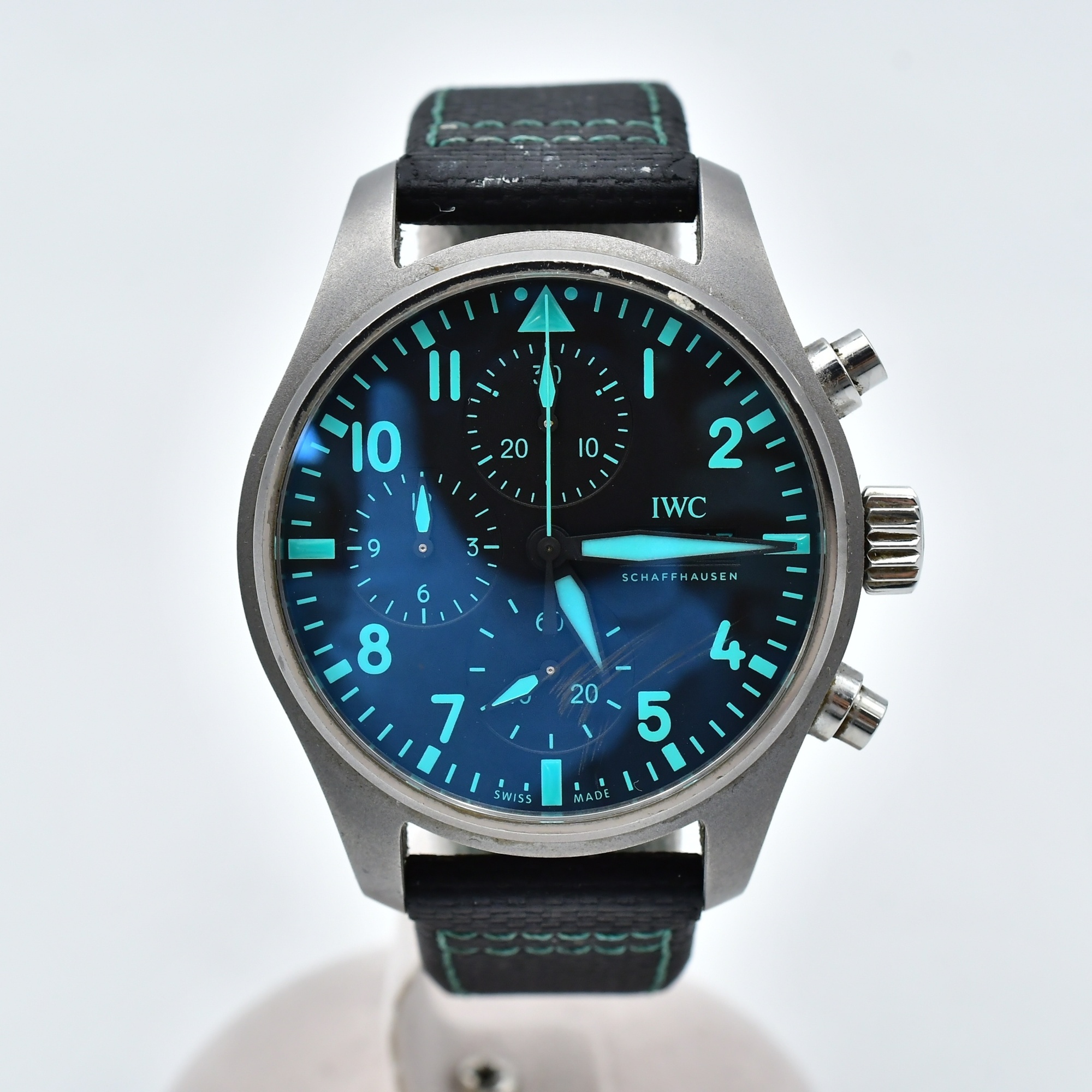 IWC パイロットウォッチ クロノグラフ 41 メルセデス AMG 黒文字盤 Ti