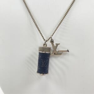 ルイ・ヴィトン モノグラムエクリプス コリエ チャームズ シルバー PVC×レザー M63641 買取実績【買取日：2025年12月10日】