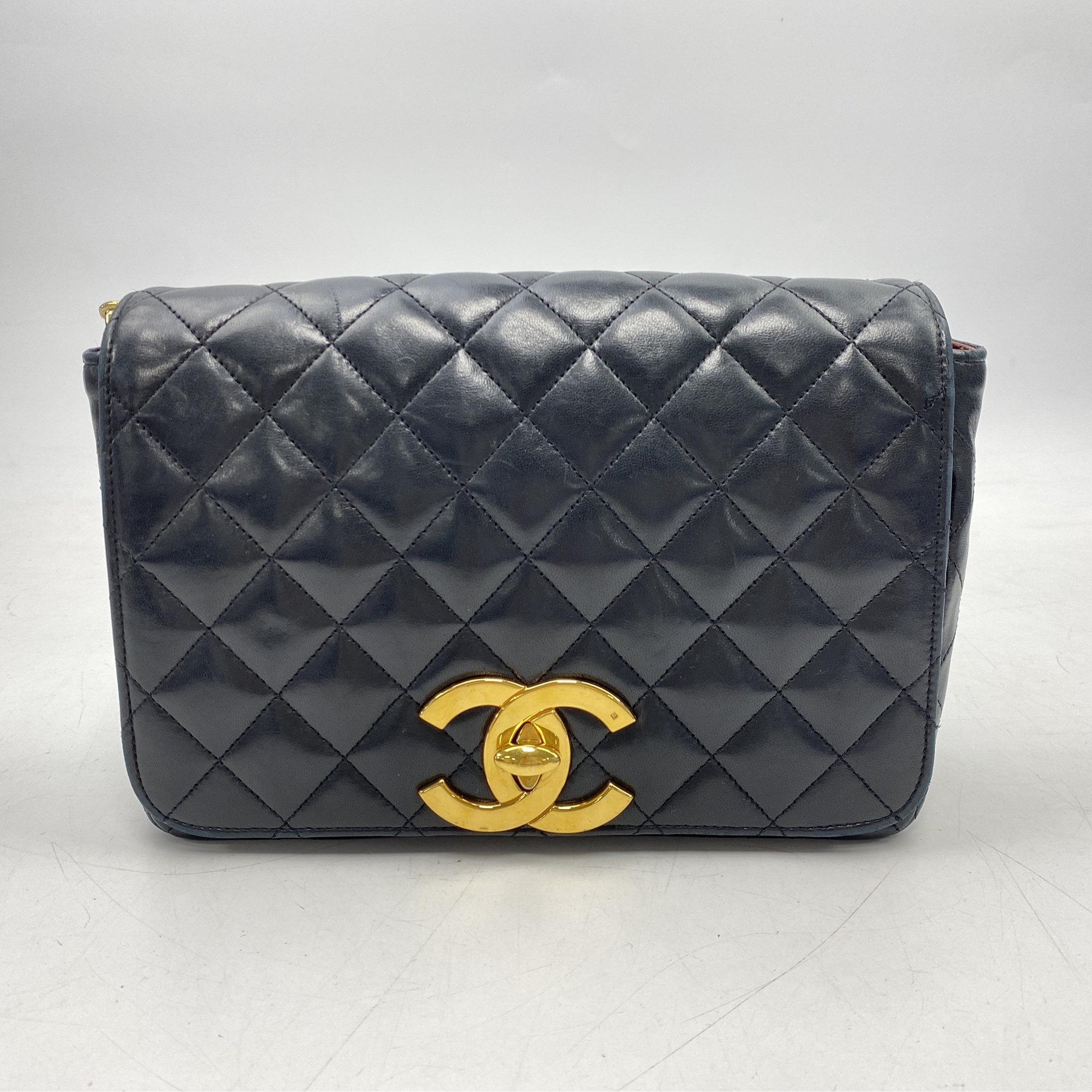 シャネル デカココマーク マトラッセ フルフラップ チェーンショルダー