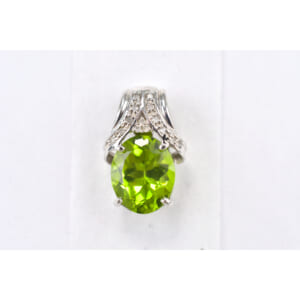 色石ネックレストップ K18WG 4.00ct 0.06ct