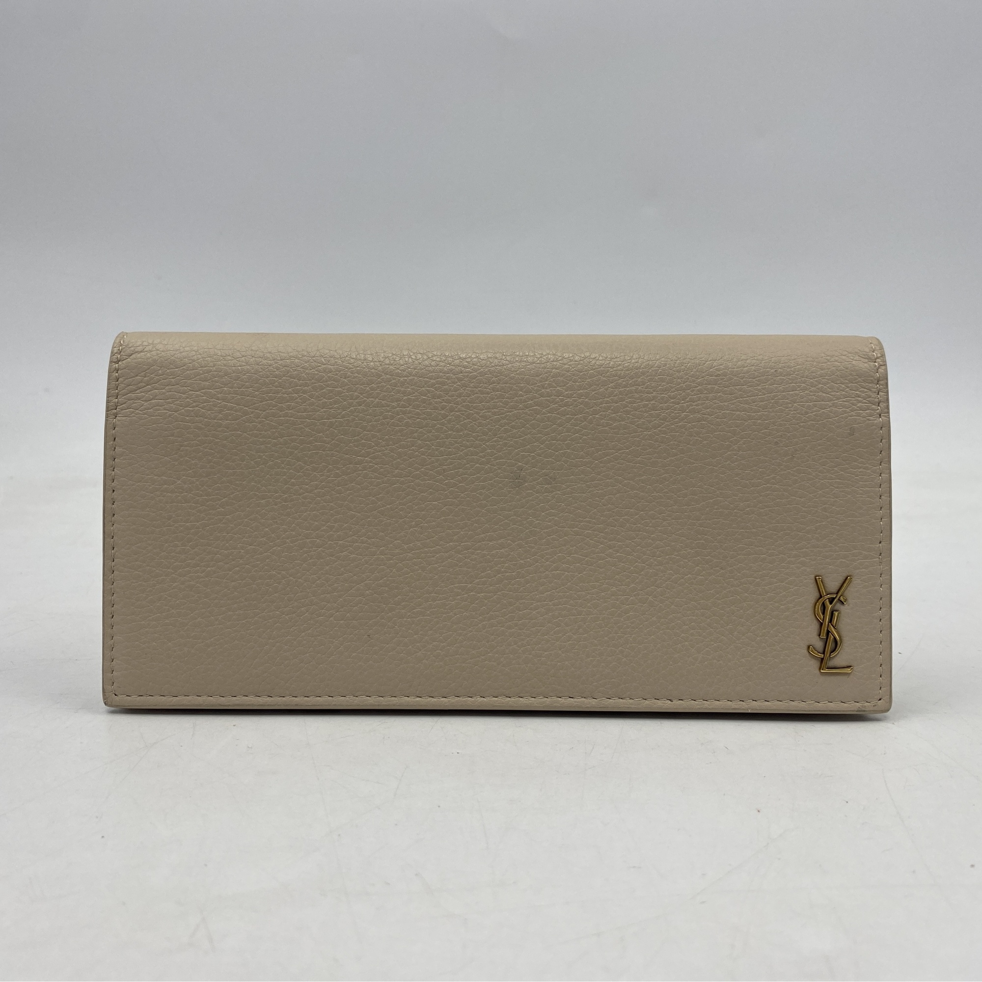 ◆YSLサンローラン◆ベージュ長財布 サンローラン YSLロゴ 二つ折り長財布 ベージュ レザー 635542 635542