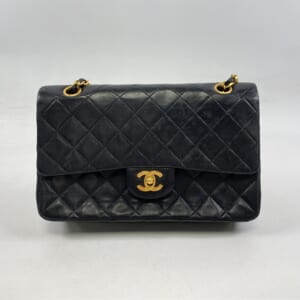 シャネル マトラッセ25 Wフラップ Wチェーンショルダーバッグ 黒 ラムスキン GD金具 A01112 買取実績【買取日：2025年12月7日】