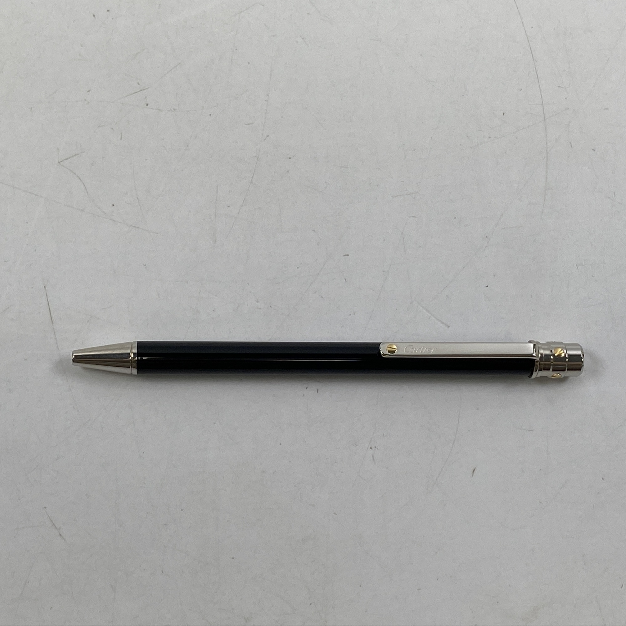 カルティエ サントス ドゥ カルティエ ボールペン 黒×シルバー