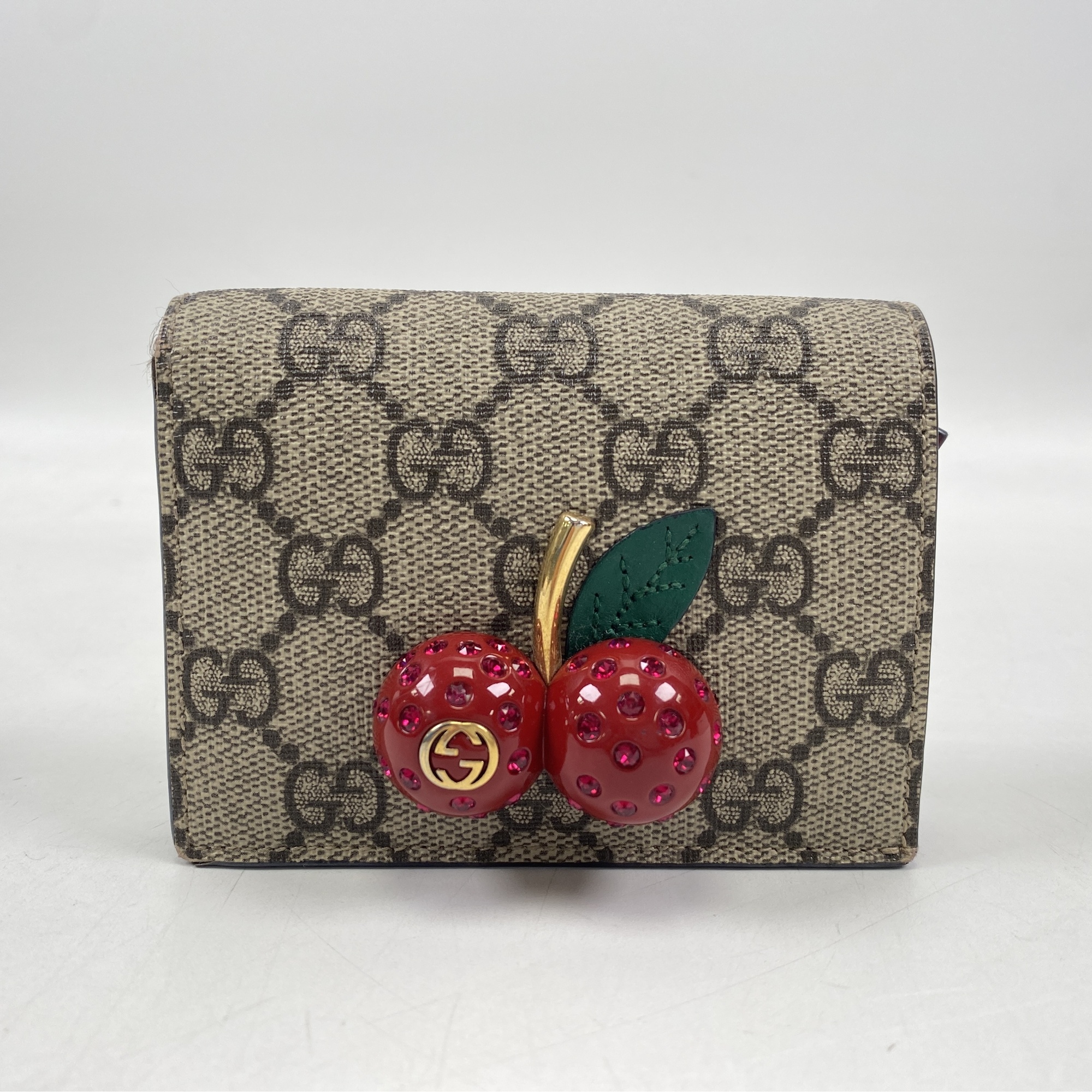 グッチ GGスプリーム サクランボ 二つ折り財布 レザー 476050 買取実績