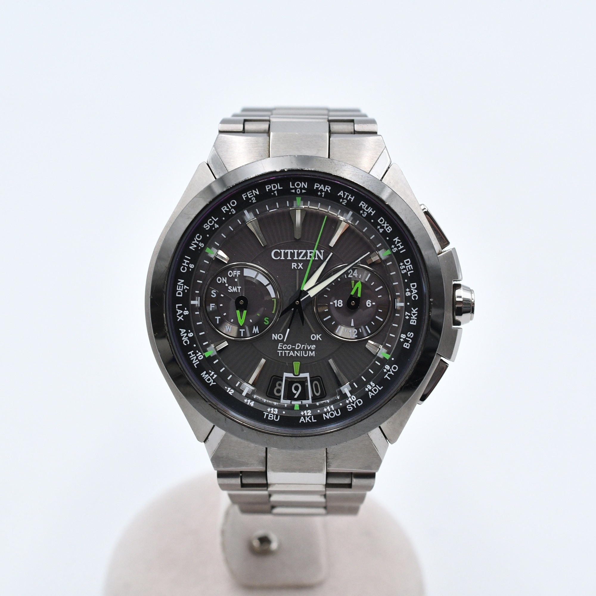 シチズン アテッサ サテライトウェーブ グレー文字盤 Ti/ソーラー Bランク