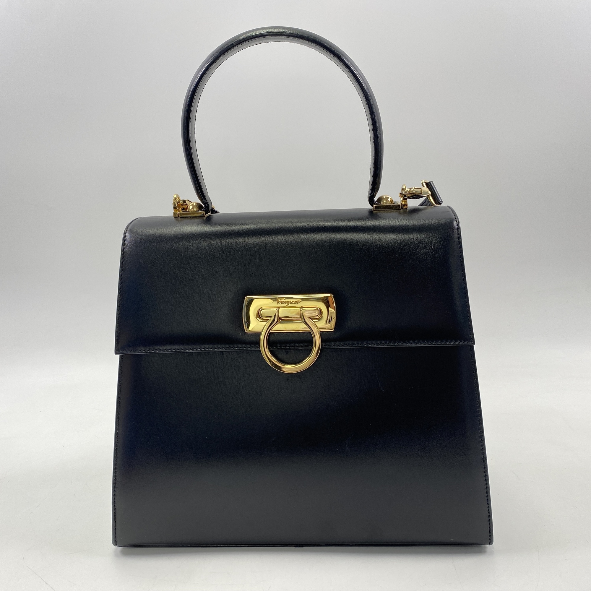 サルヴァトーレ フェラガモ ガンチーニ 2WAYハンドバッグ 黒 レザー