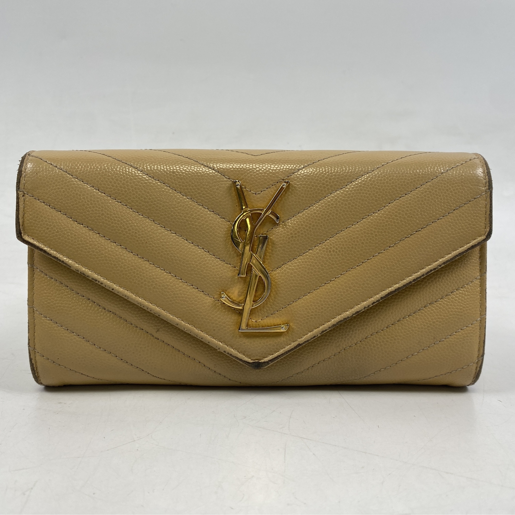 サンローラン カサンドラ 二つ折り長財布 ベージュ レザー 372264 買取