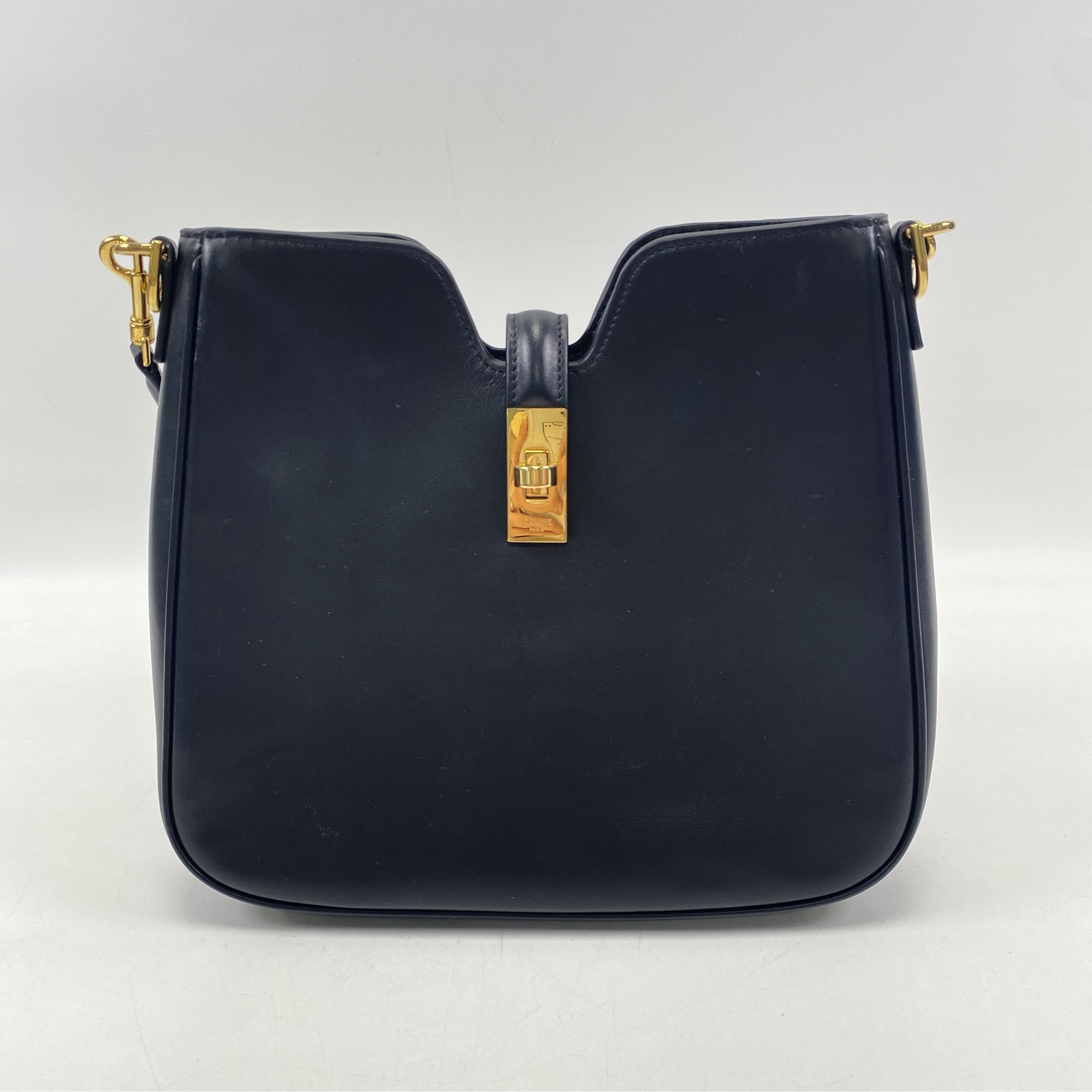 セリーヌ カミーユ スモール 黒 カーフスキン Bランク