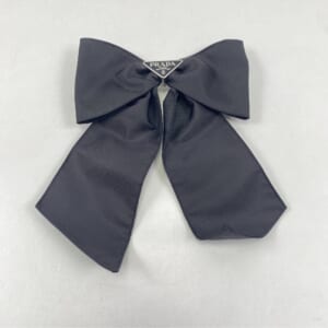 プラダ リナイロン リボン バレッタ 黒 1IF163 2DMI F0632 買取実績【買取日：2026年1月6日】