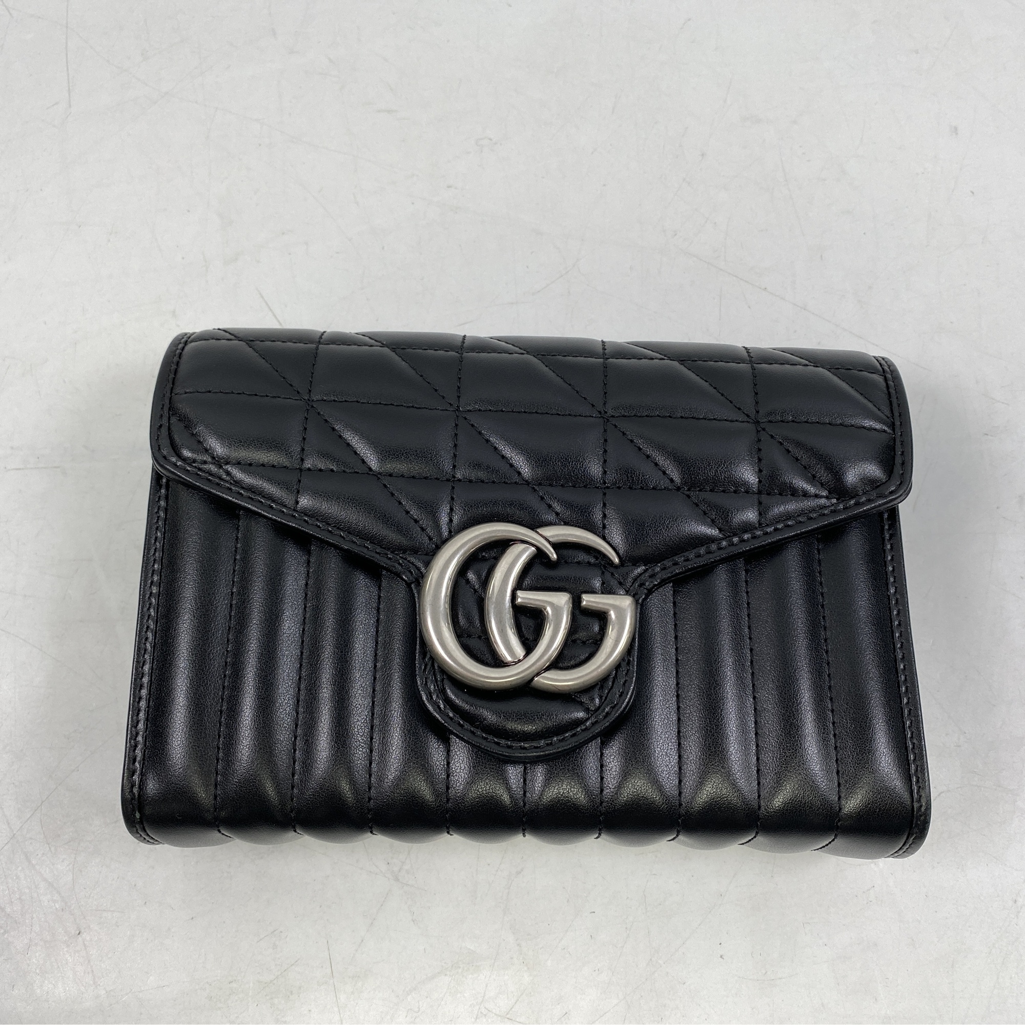 グッチ GGマーモント キルティングミニバッグ レザー SV金具 黒 Aランク
