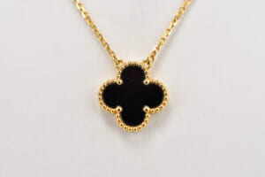 ヴァンクリーフ＆アーペル ヴィンテージアルハンブラ オニキス ネックレス Au750YG 買取実績【買取日：2025年9月5日】