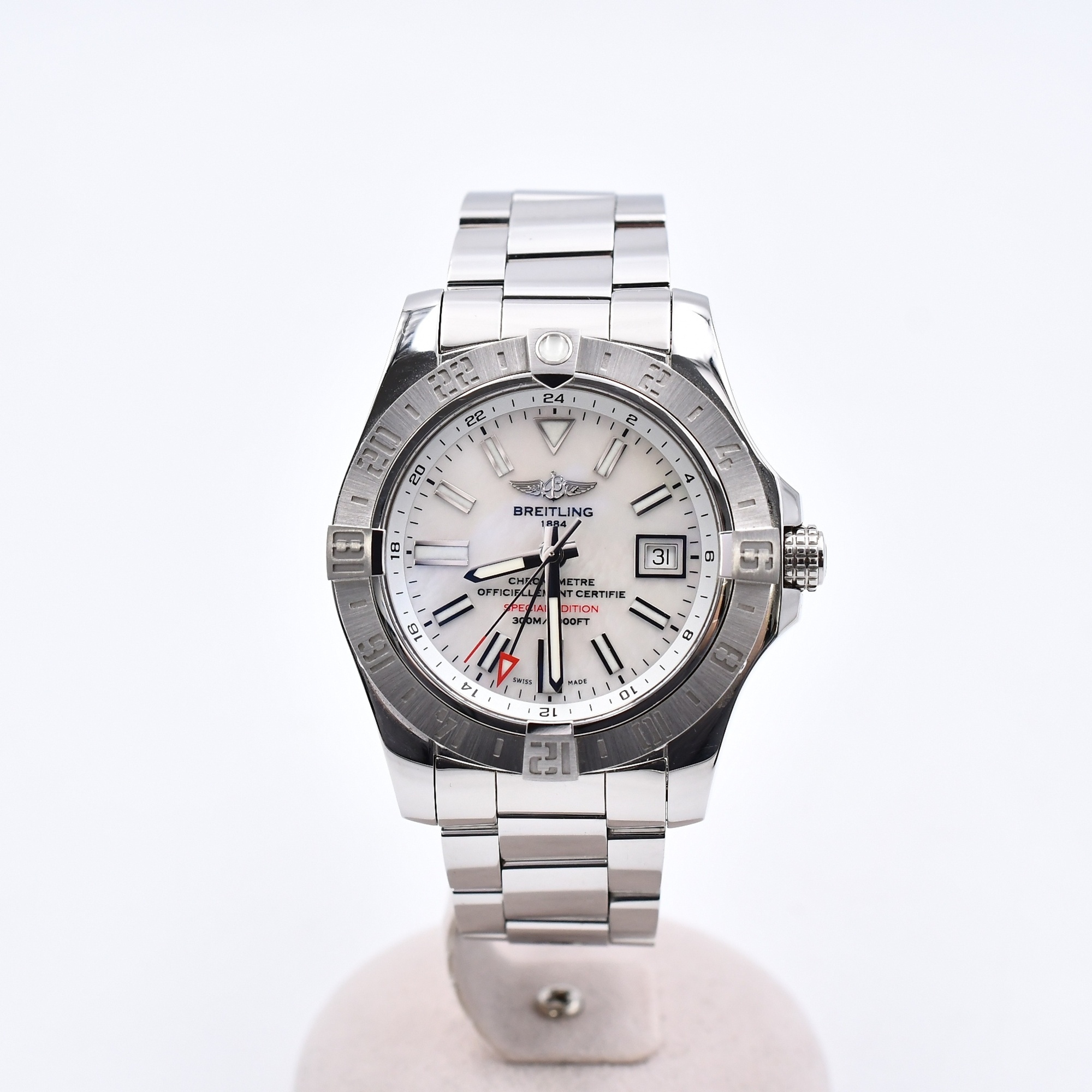 ブライトリング アベンジャー GMT ホワイトシェル文字盤 SS/AT ABランク