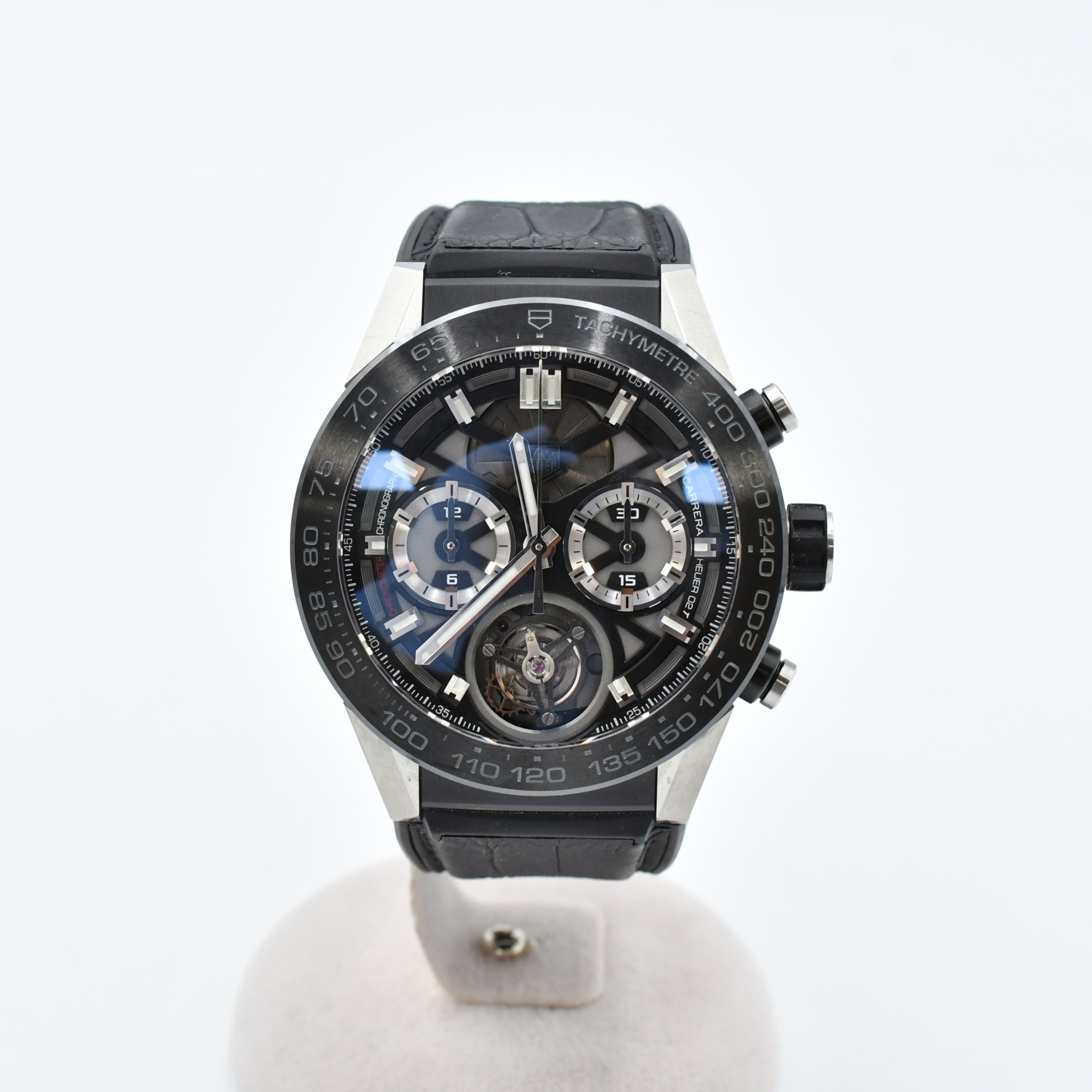 タグホイヤー カレラキャリバーホイヤー02 トゥールビヨン スケルトン文字盤 Ti×ラバー/AT Bランク