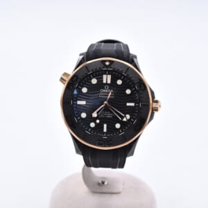 オメガ シーマスター ダイバー300M 黒文字盤 CE×PG×ラバー/AT 210.62.44.20.01.001 買取実績【買取日：2026年1月8日】