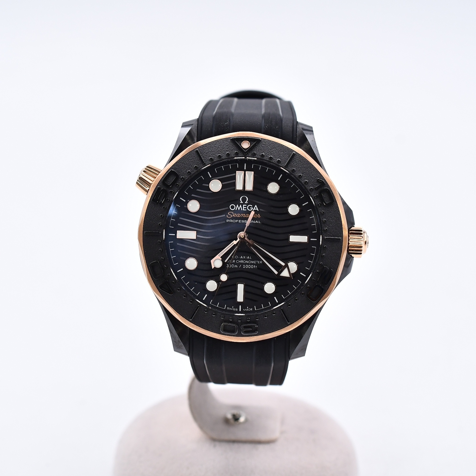 オメガ シーマスター ダイバー300M 黒文字盤 CE×PG×ラバー/AT Bランク