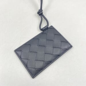 ボッテガヴェネタ イントレチャート IDケース 黒 レザー ネックストラップ付き 169722 買取実績【買取日：2026年1月4日】
