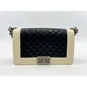 シャネル ボーイシャネル25 バイカラー ラムスキン SV金具 買取実績【買取日：2025年9月14日】