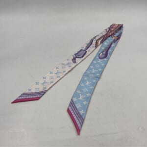 ルイ・ヴィトン バンドーBB アルティメット マルチカラー シルク M76677 買取実績【買取日：2026年1月8日】