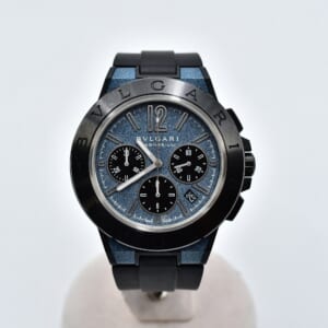 ブルガリ ディアゴノ チタニウム ブラックカーボン文字盤 Ti/QZ TI32TA