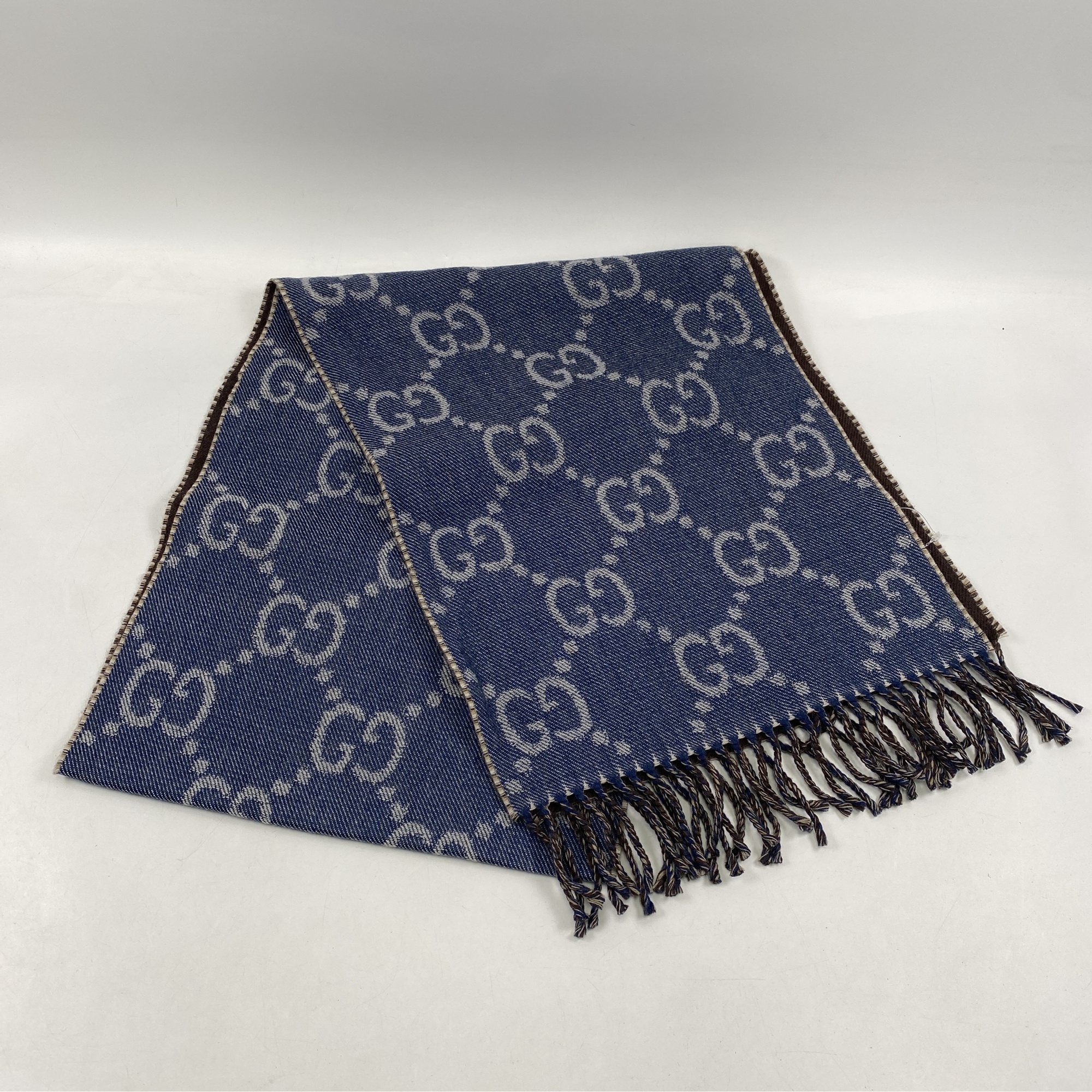 グッチ GGジャガード マフラー ブルー ブラウン 676610 買取実績【買取