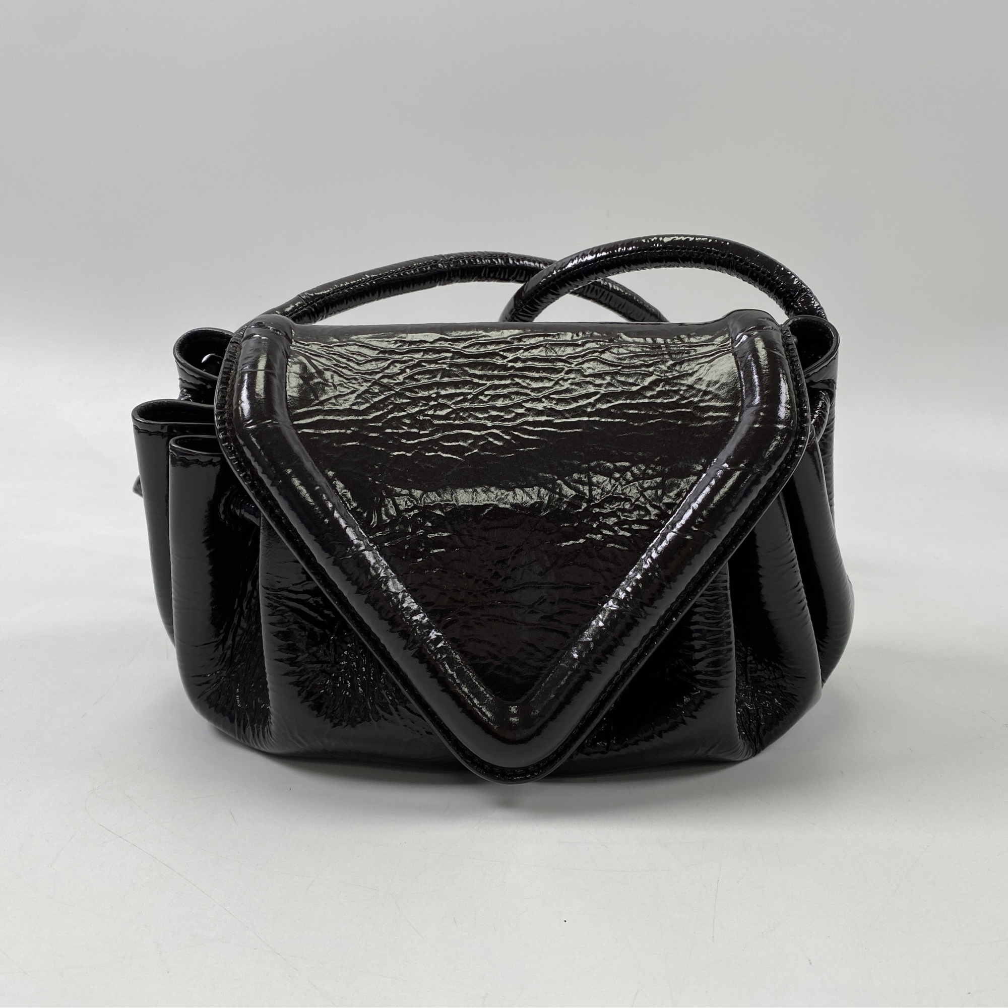 ボッテガヴェネタ ビーク ショルダーバッグ ブラウン パテント ABランク