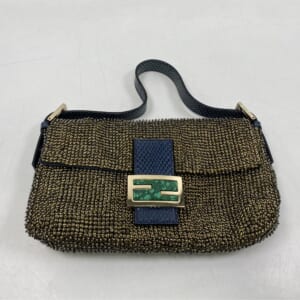 フェンディ マンマバケット ワンショルダーバッグ グレー スタッズ×レザー 買取実績【買取日：2026年1月17日】