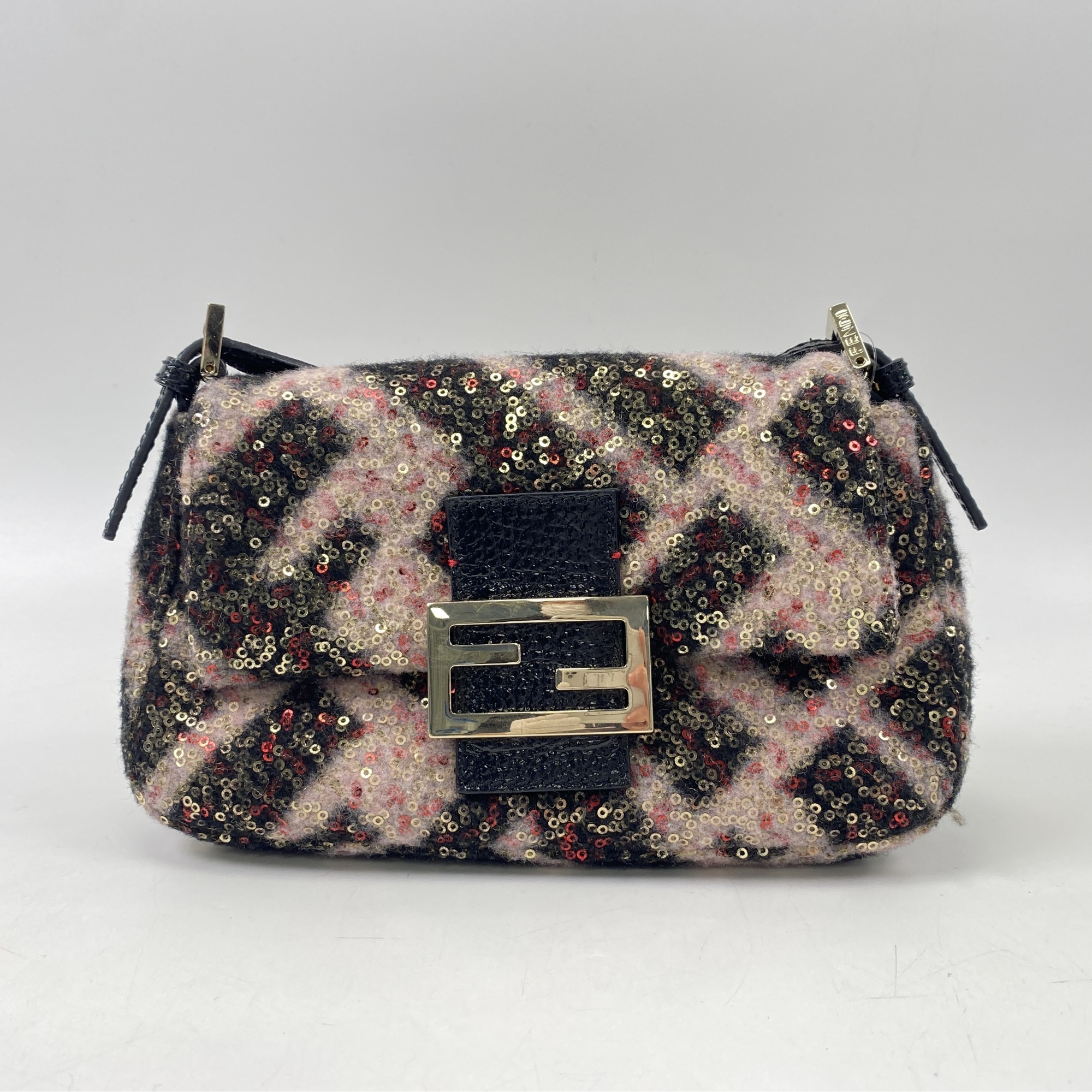 美品 フェンディ ミニマンマバケット ズッカ ワンショルダーバッグ レザー 楽天市場】FENDI フェンディ マンマバケット ワンショルダーバッグ