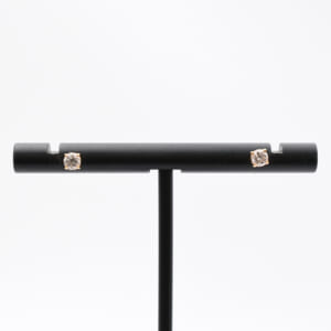 ティファニー ソリティア スタッドピアス K18PG 石直径3.2mm