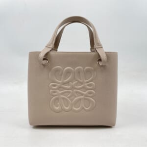 ロエベ アナグラムインフレーテッド 2wayバッグミニ ベージュ レザー A717S74X05 買取実績【買取日：2026年1月5日】