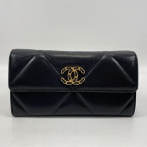 シャネル CHANEL19 長財布 黒 ラムスキン AP0953 買取実績【買取日：2025年11月26日】