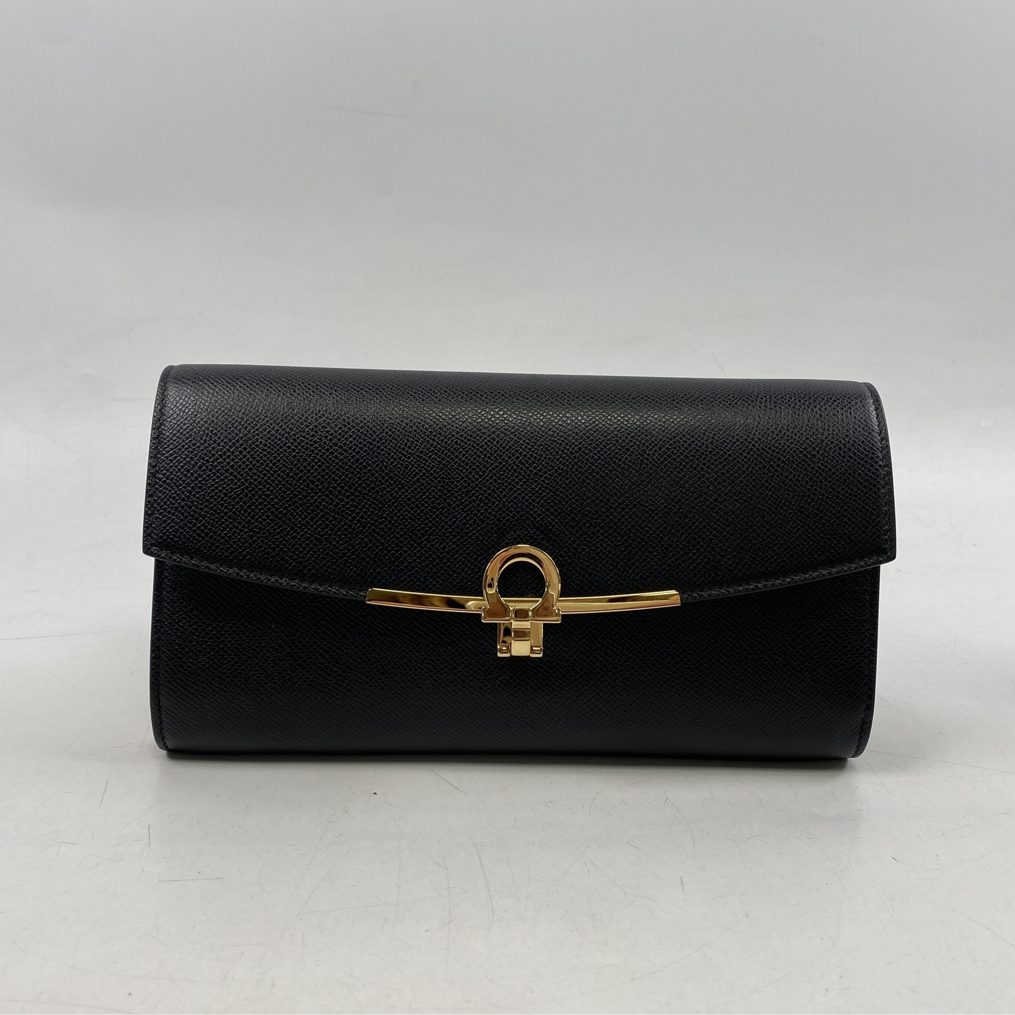 ガンチーニ チェーンショルダーバッグ 黒 レザー Aランク