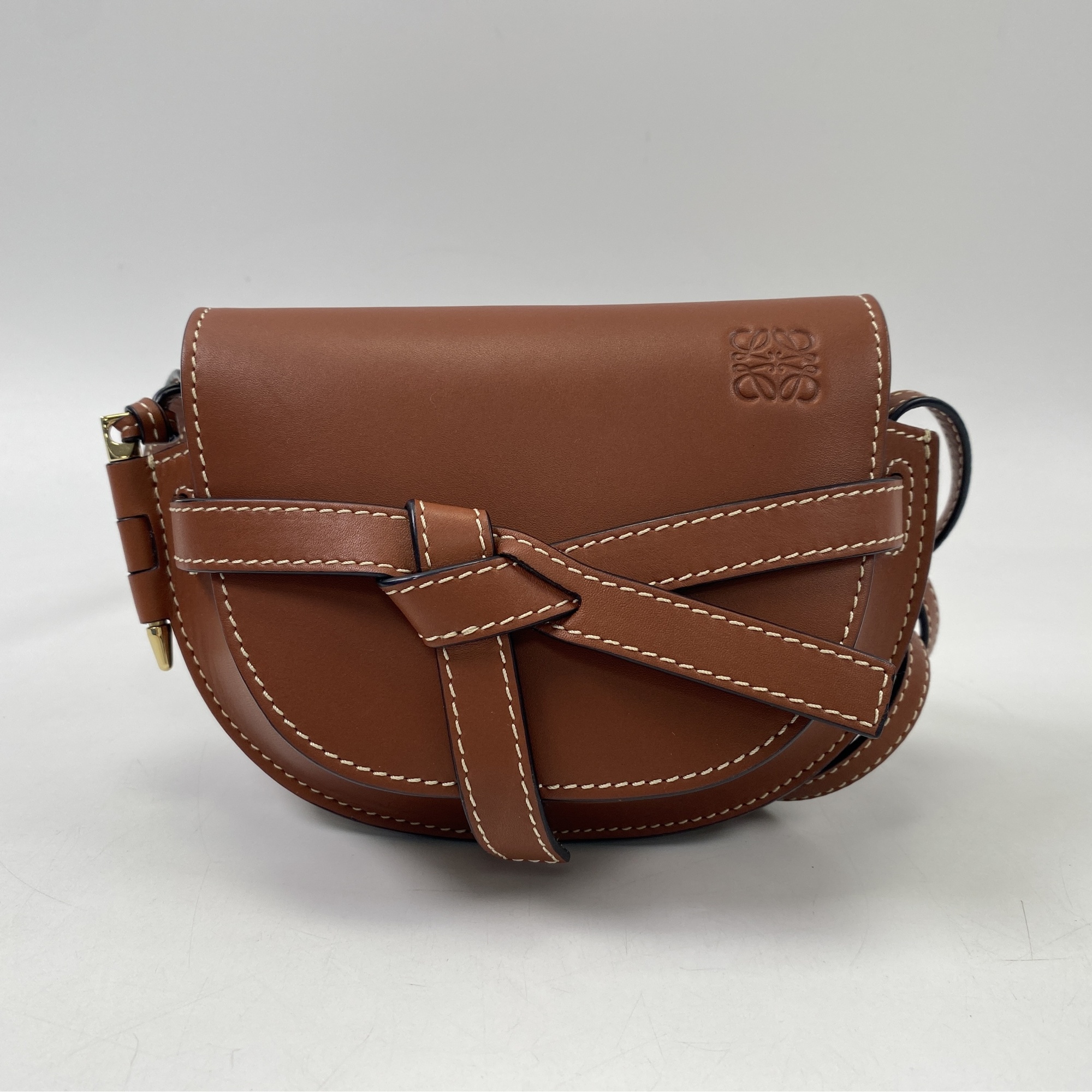 ロエベ ゲート ミニ ショルダーバッグ ブラウン レザー Bランク