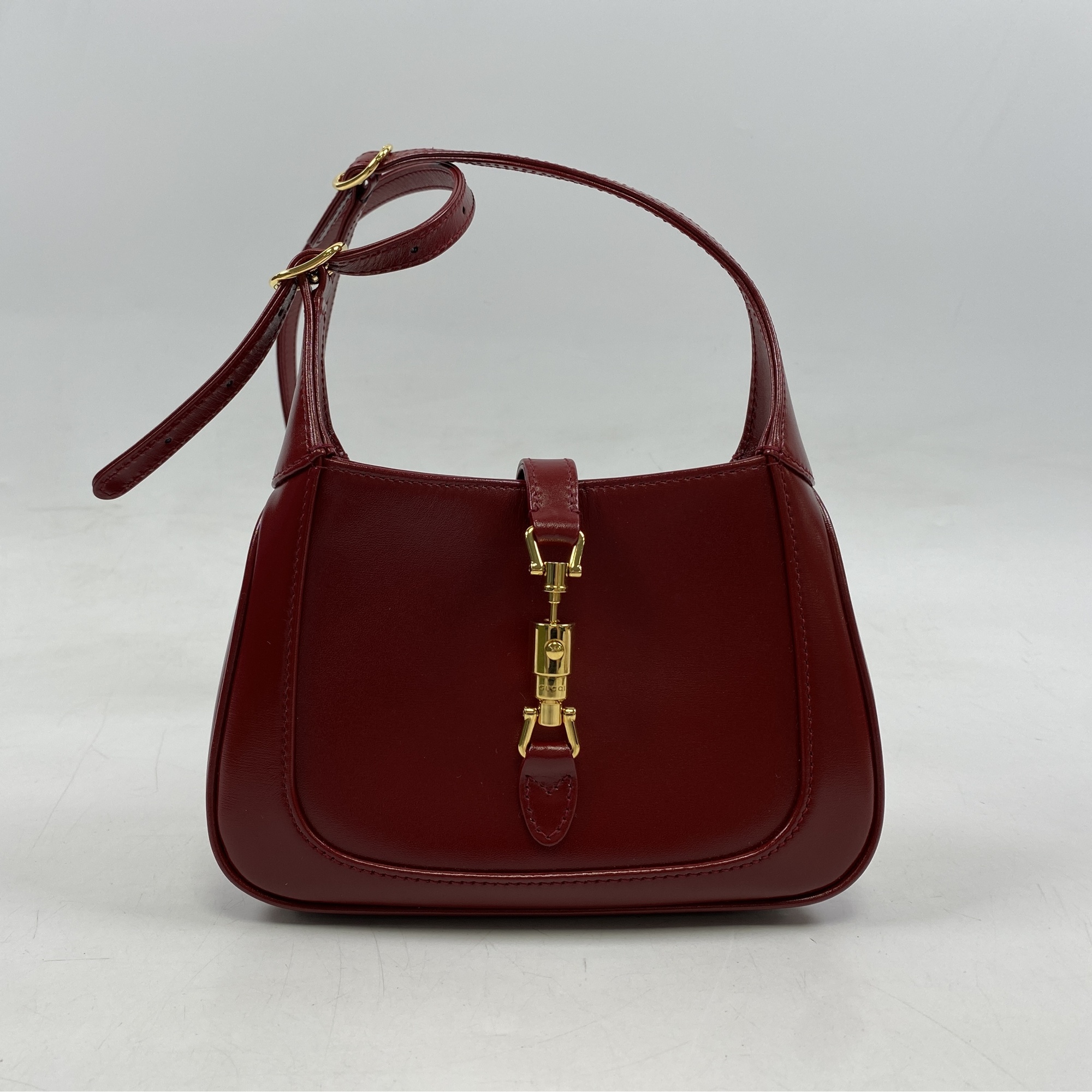 極美品☆グッチ　ハンドバッグ　GG　ジャッキー　キャンバス　レザー　赤×ブラウン グッチ ジャッキー 1961 ミニ ハンドバッグ 赤 レザー 637091 買取実績