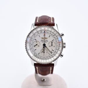 ブライトリング ナビタイマー クロノグラフ 白文字盤 SS×革/AT A23322 買取実績【買取日：2026年1月5日】