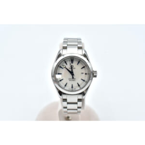 オメガ シーマスターアクアテラ ホワイトシェル文字盤 SS/QZ 2577.70 買取実績【買取日：2025年5月11日】