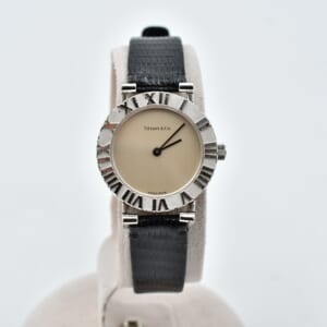 ティファニー アトラス シルバー文字盤 SS×革/QZ L0640 買取実績【買取日：2025年10月23日】