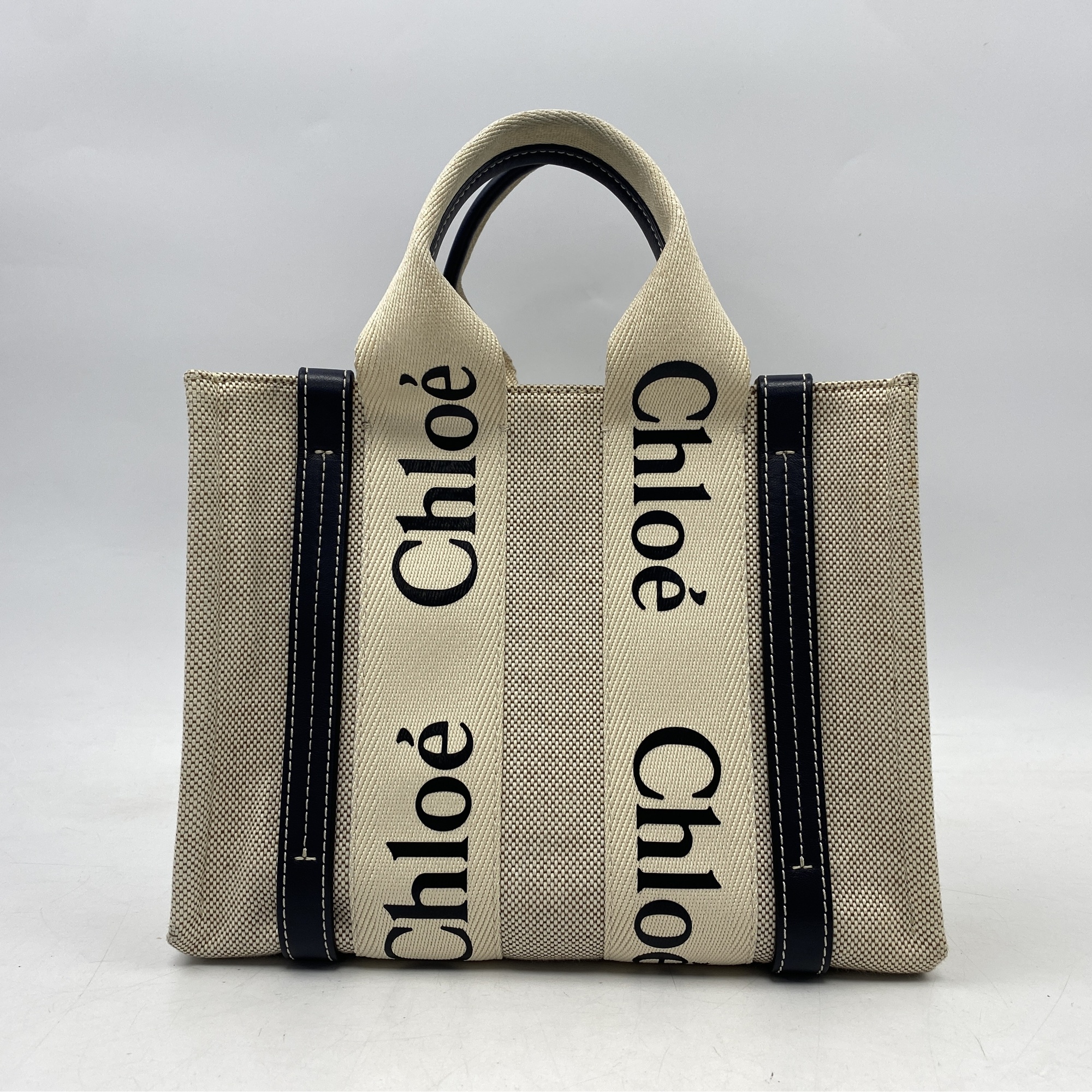 Chloé トートバッグ ベージュ/ブラック クロエ ウッディ スモール トートバッグ 黒×ベージュ 革×キャンバス