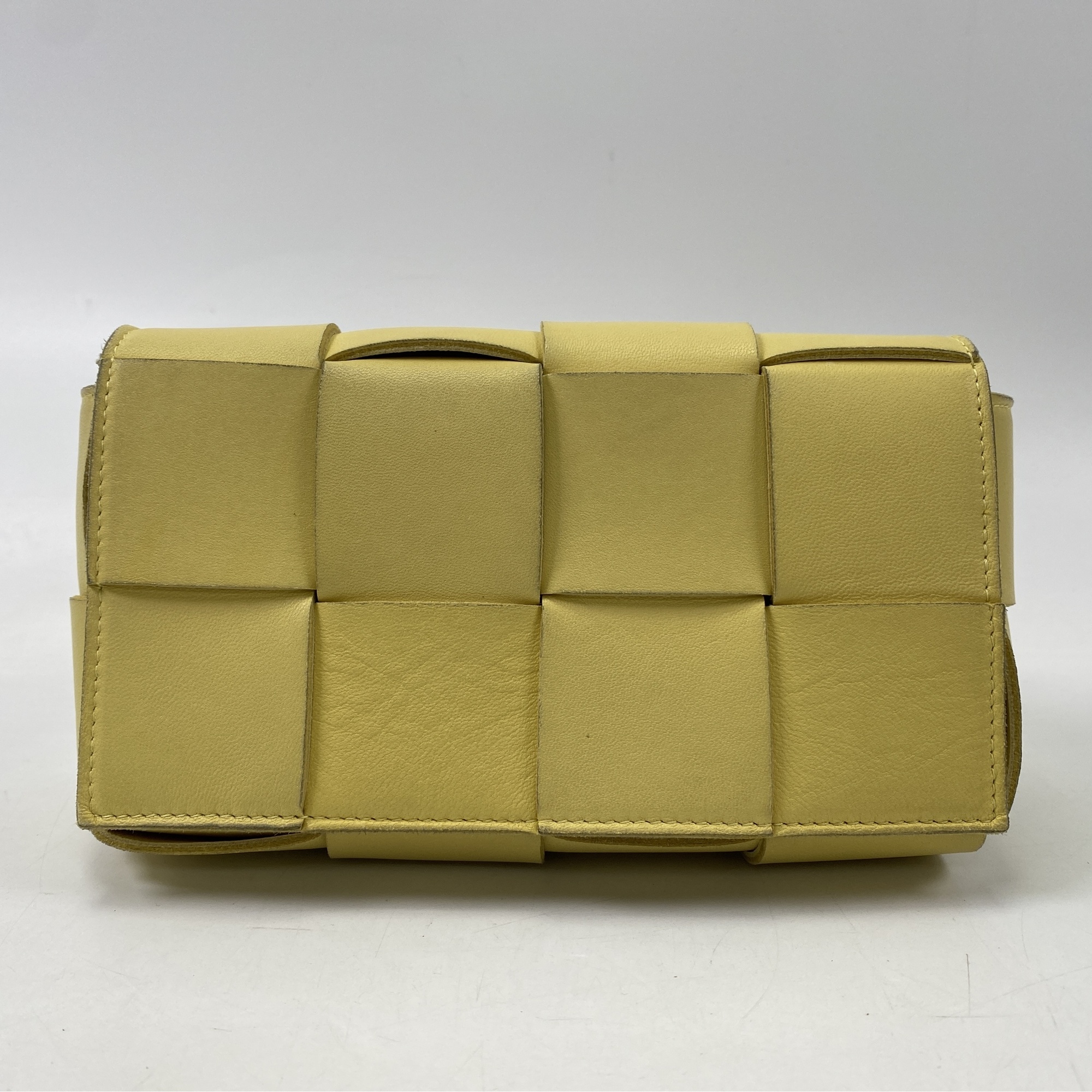 ボッテガヴェネタ カセット ショルダーバッグ イエロー レザー Bランク