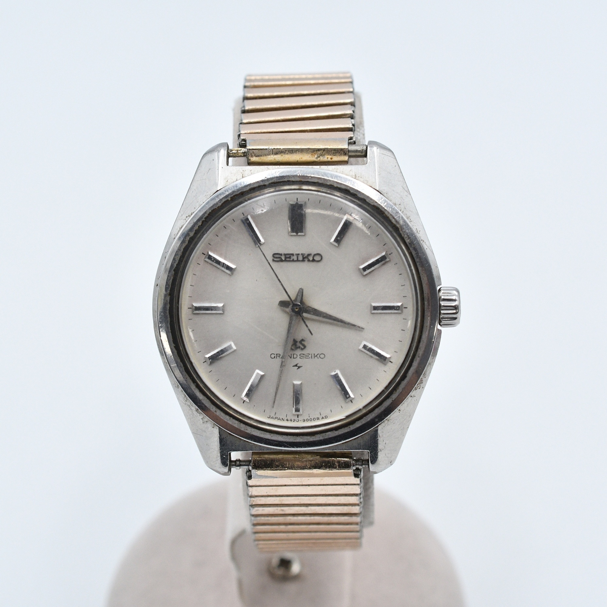 グランドセイコー 44GS 白文字盤 SS/手巻き BCランク