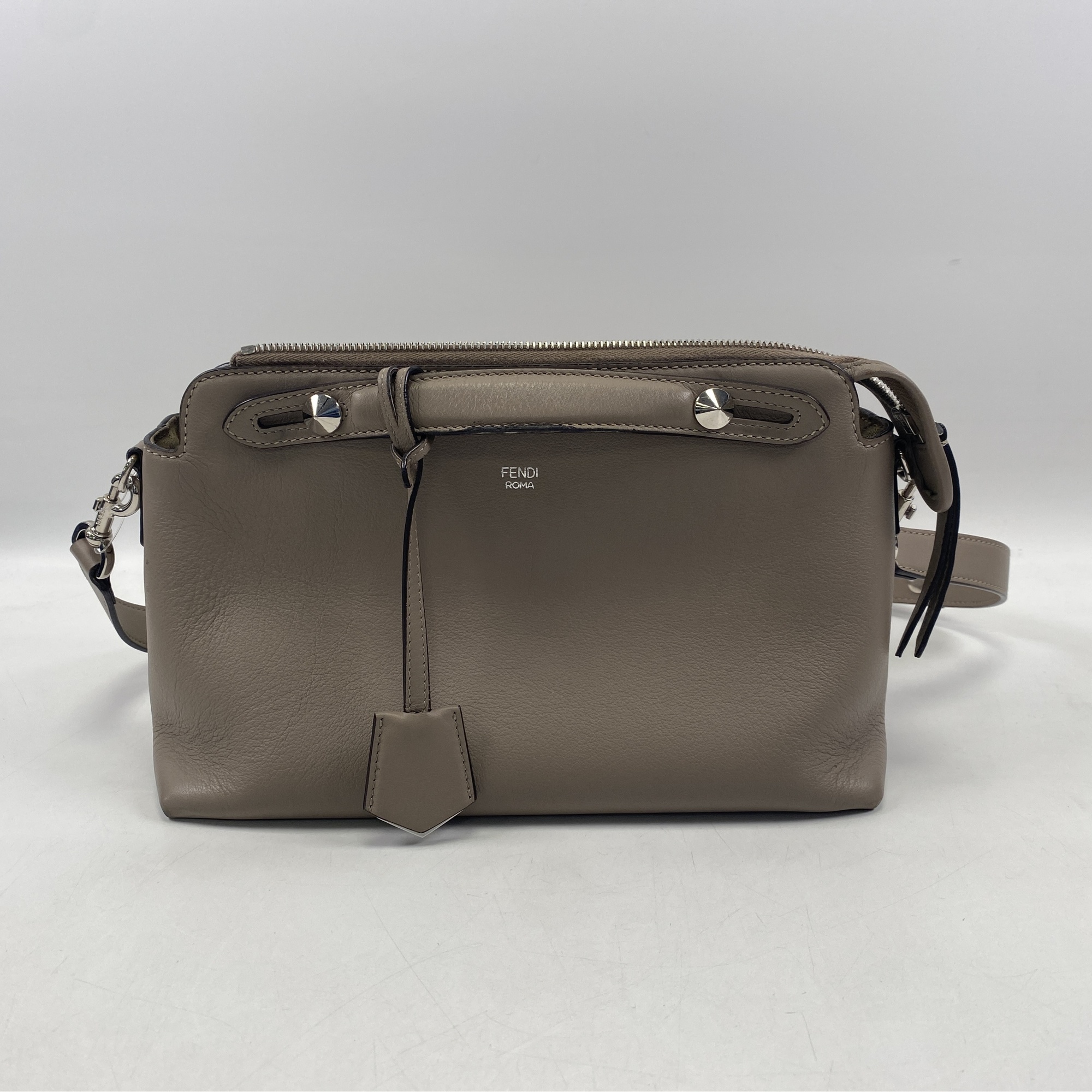 フェンディ バイザウェイ Mサイズ ミディアム グレージュ FENDI