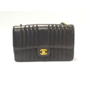 シャネル マドモアゼル チェーンショルダー シングルフラップ 黒 ラムスキン GD金具 買取実績【買取日：2023年3月9日】