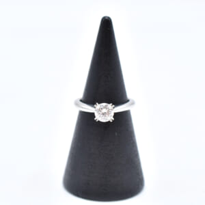 ハリー・ウィンストン ソリティアリング 0.50ct/F/VS2/EX 買取実績【買取日：2025年1月16日】