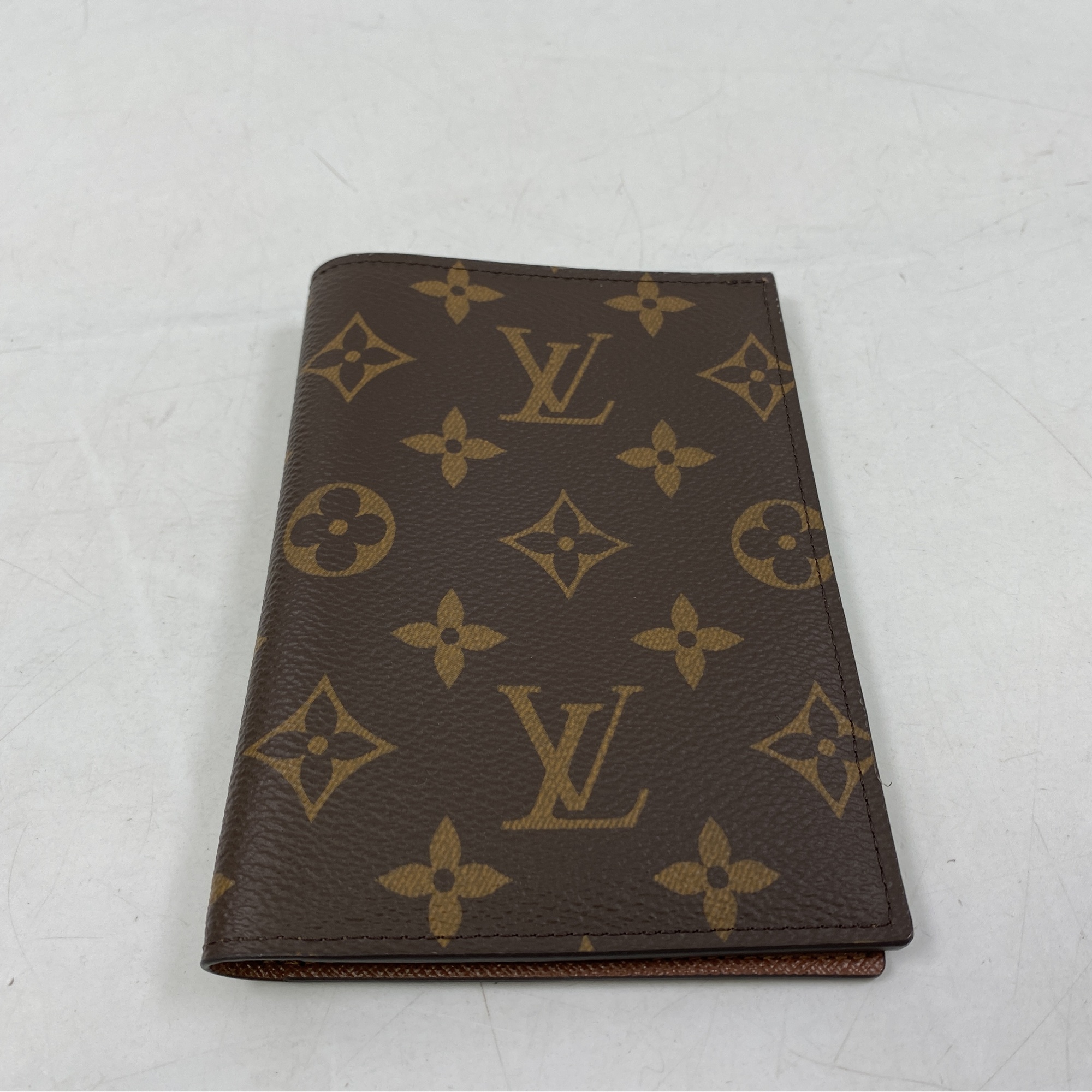 ルイ・ヴィトン モノグラム クーヴェルテュールパスポールNM Bランク