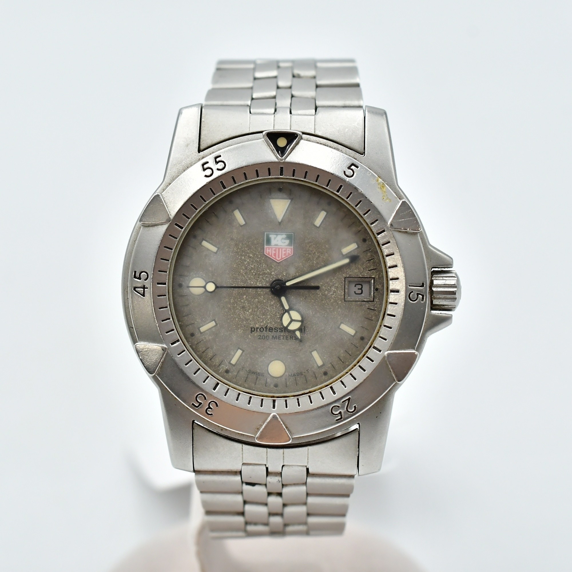 タグホイヤー プロフェッショナル 200m グレー文字盤 SS/QZ WD1211-K