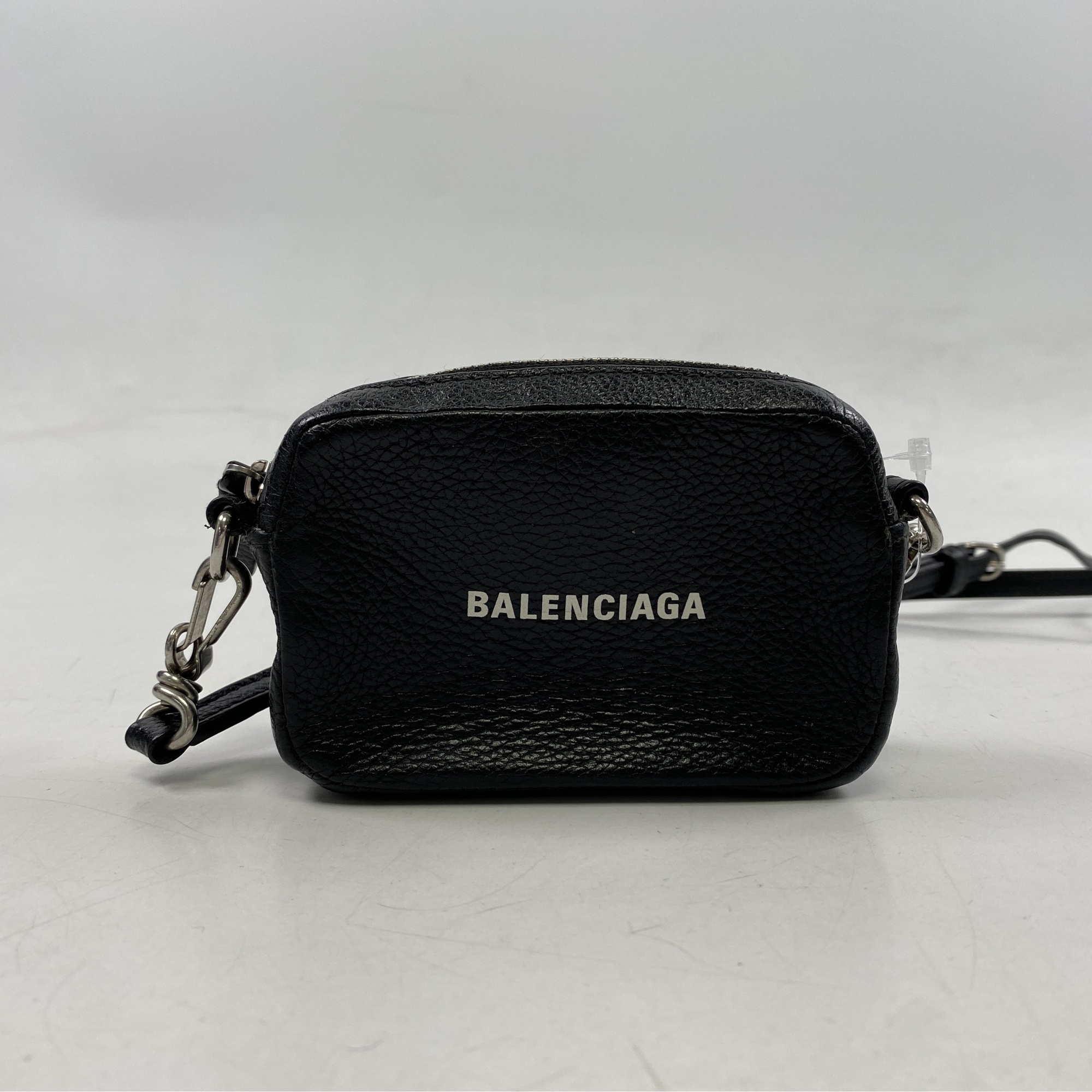 バレンシアガ キャッシュミニショルダー 黒 レザー Bランク