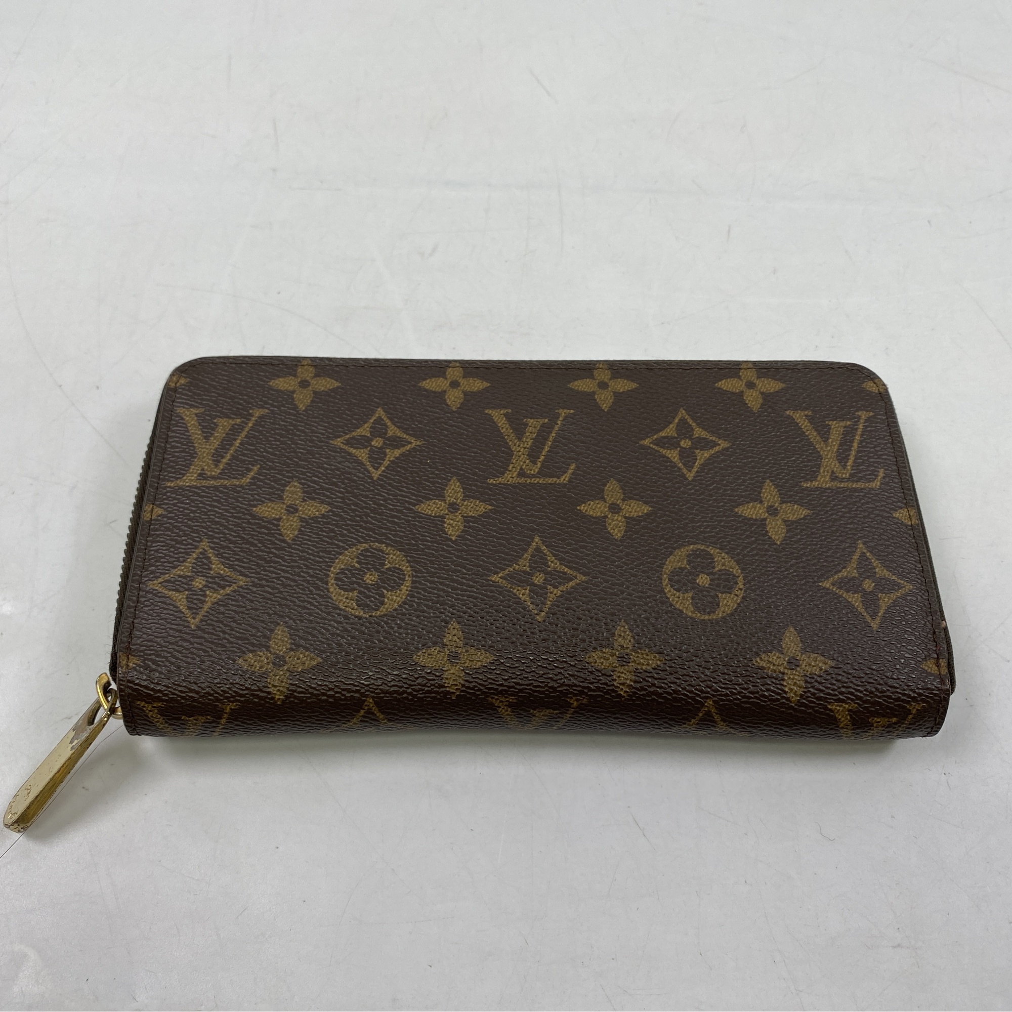 ルイ・ヴィトン モノグラム ジッピーウォレット フューシャ Bランク