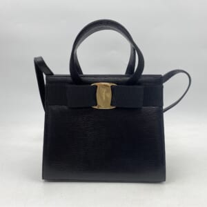 サルヴァトーレ フェラガモ ヴァラリボン 2wayハンドバッグ 黒 レザー 買取実績【買取日：2026年1月6日】